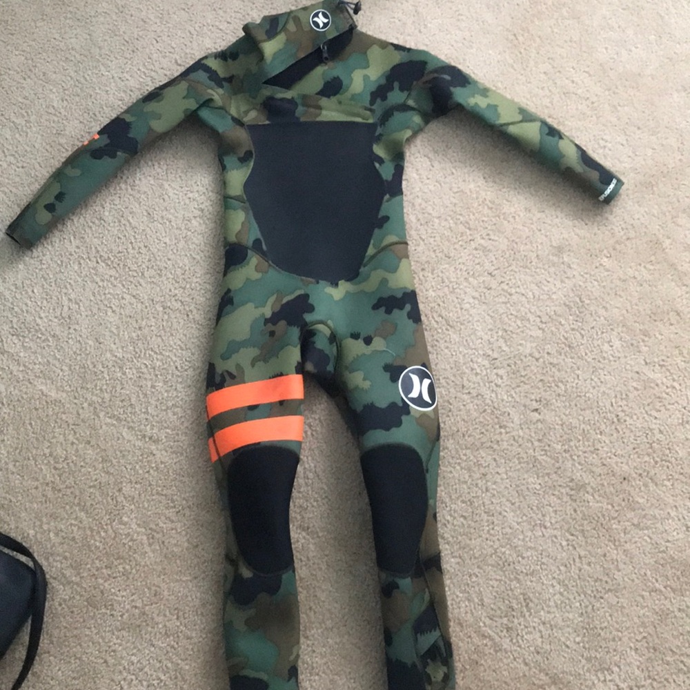 SALE BOYS HURLEY WETSUIT